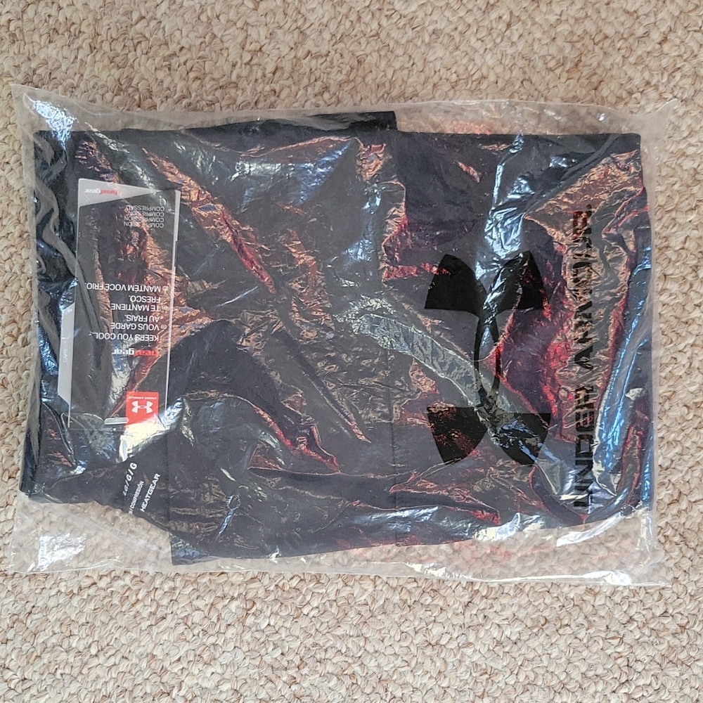 Brand New - Still in Plastic Packaging Women's HeatGear® Armour Hi-Rise Capri